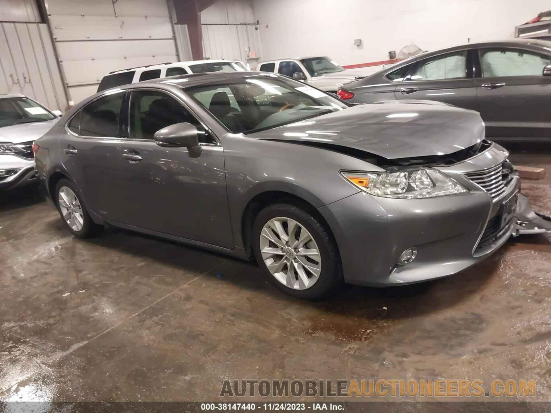 JTHBW1GG1F2096507 LEXUS ES 300H 2015