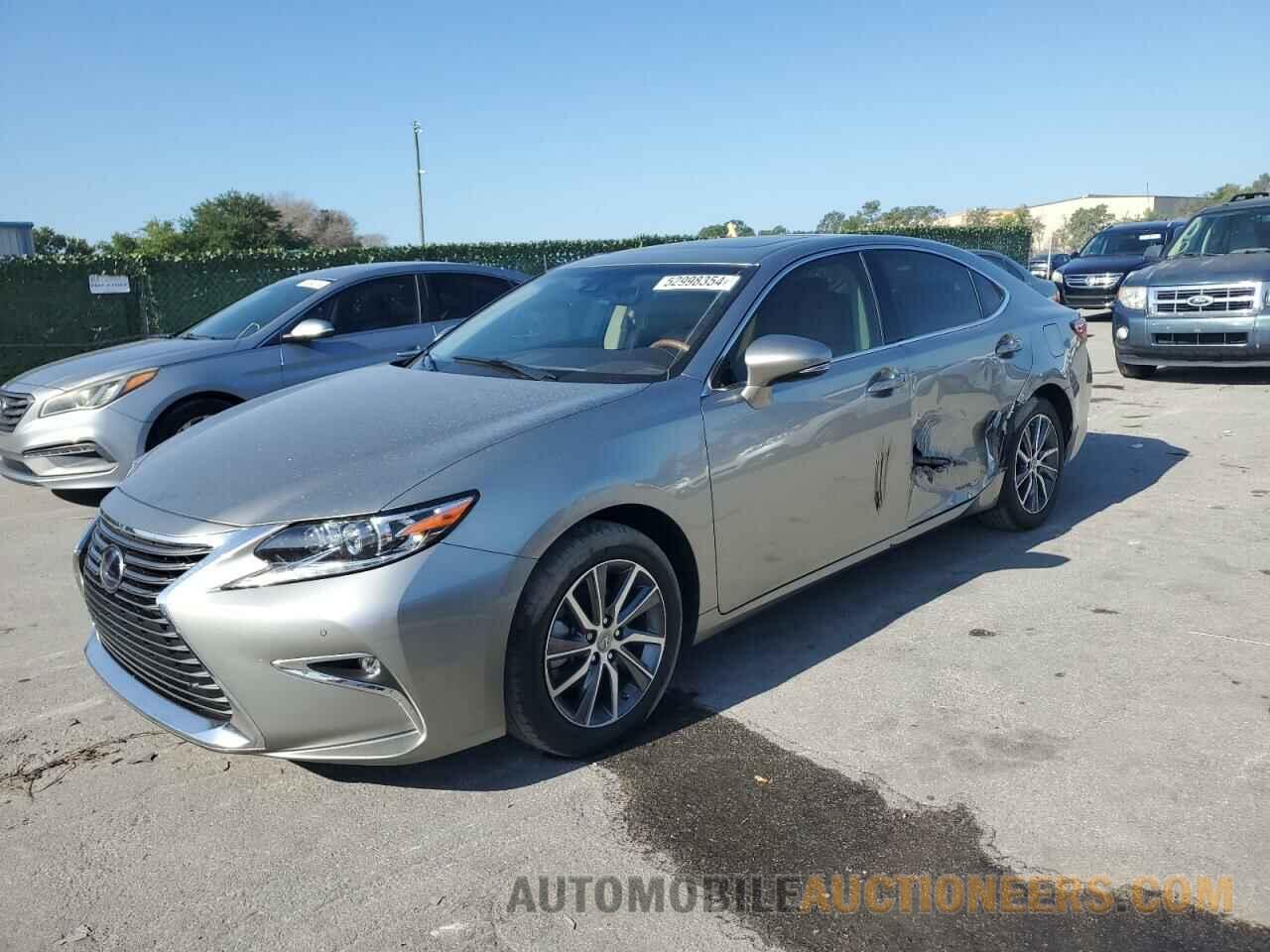 JTHBW1GG1H2156529 LEXUS ES300 2017