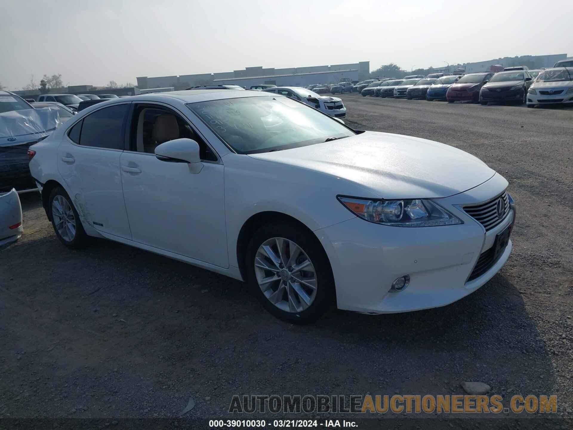 JTHBW1GG2F2092255 LEXUS ES 300H 2015