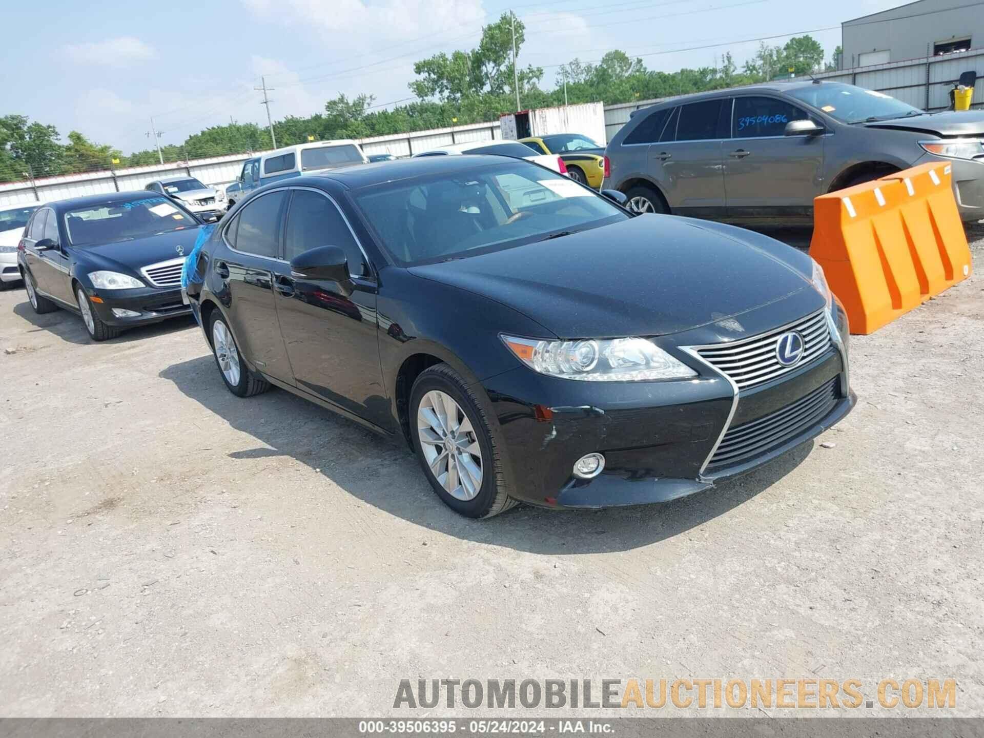 JTHBW1GG2F2093907 LEXUS ES 300H 2015