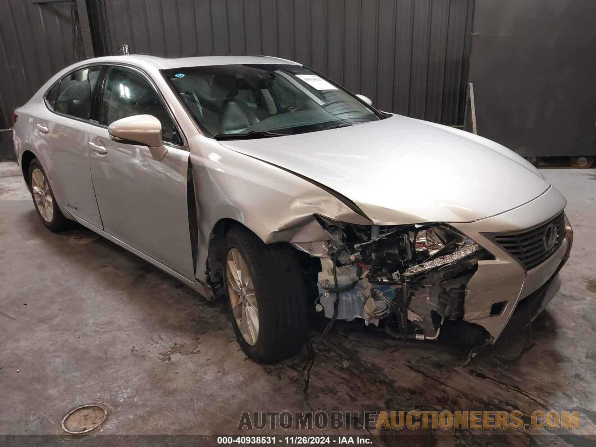 JTHBW1GG3E2054998 LEXUS ES 300H 2014