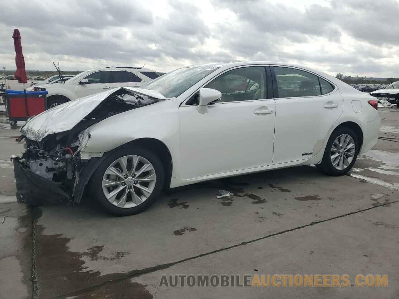 JTHBW1GG3F2078414 LEXUS ES300 2015