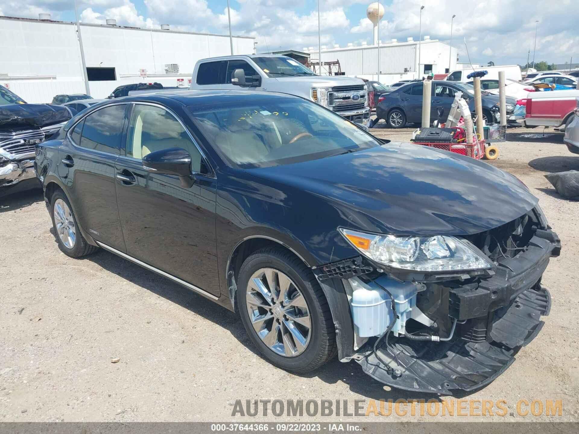 JTHBW1GG3F2079028 LEXUS ES 300H 2015