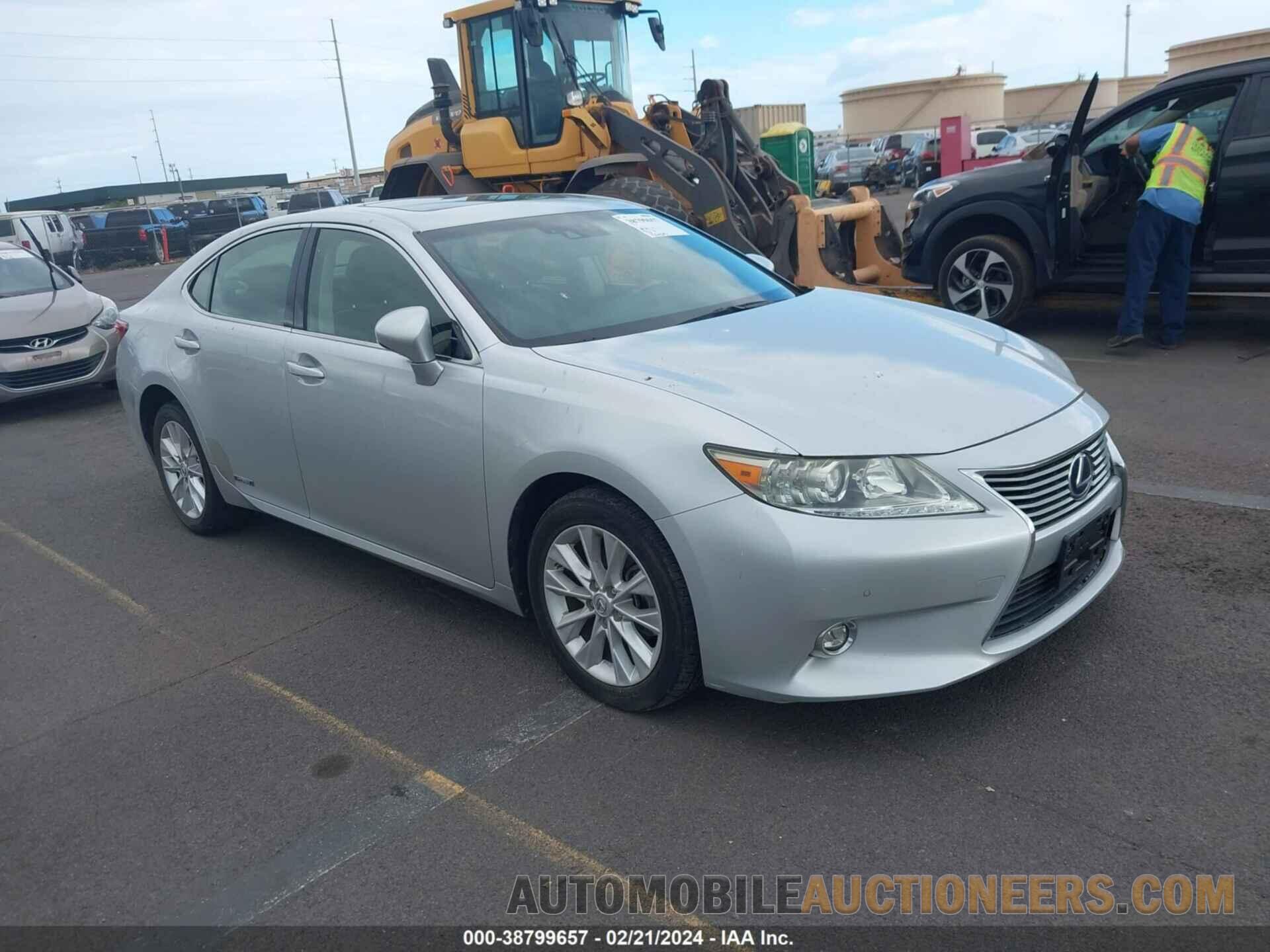 JTHBW1GG3F2087162 LEXUS ES 300H 2015