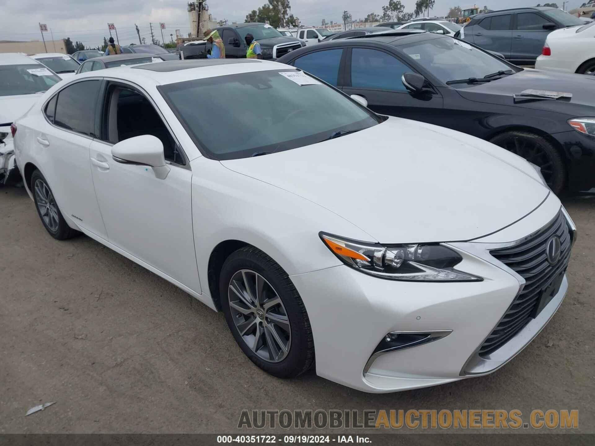 JTHBW1GG3J2185648 LEXUS ES 2018