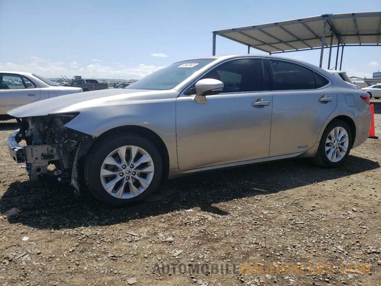 JTHBW1GG4F2082083 LEXUS ES300 2015