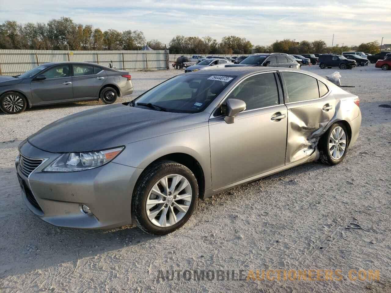 JTHBW1GG4F2084335 LEXUS ES300 2015