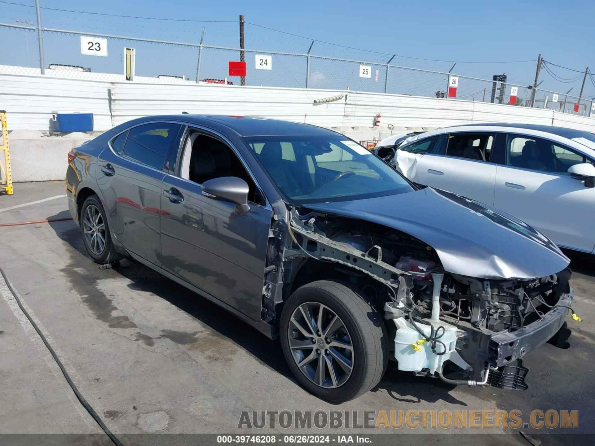 JTHBW1GG4G2127556 LEXUS ES 300H 2016