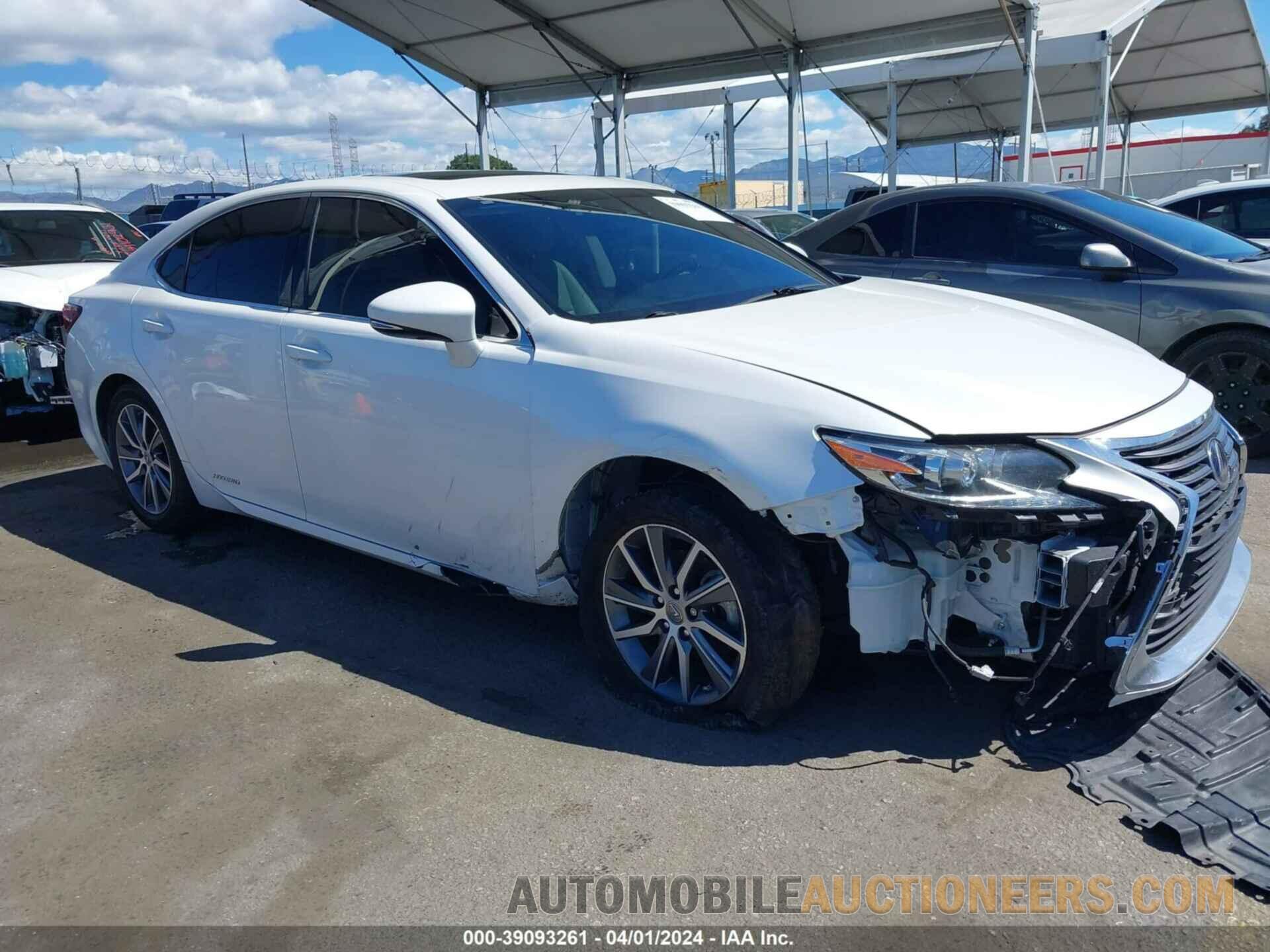 JTHBW1GG4H2145136 LEXUS ES 300H 2017