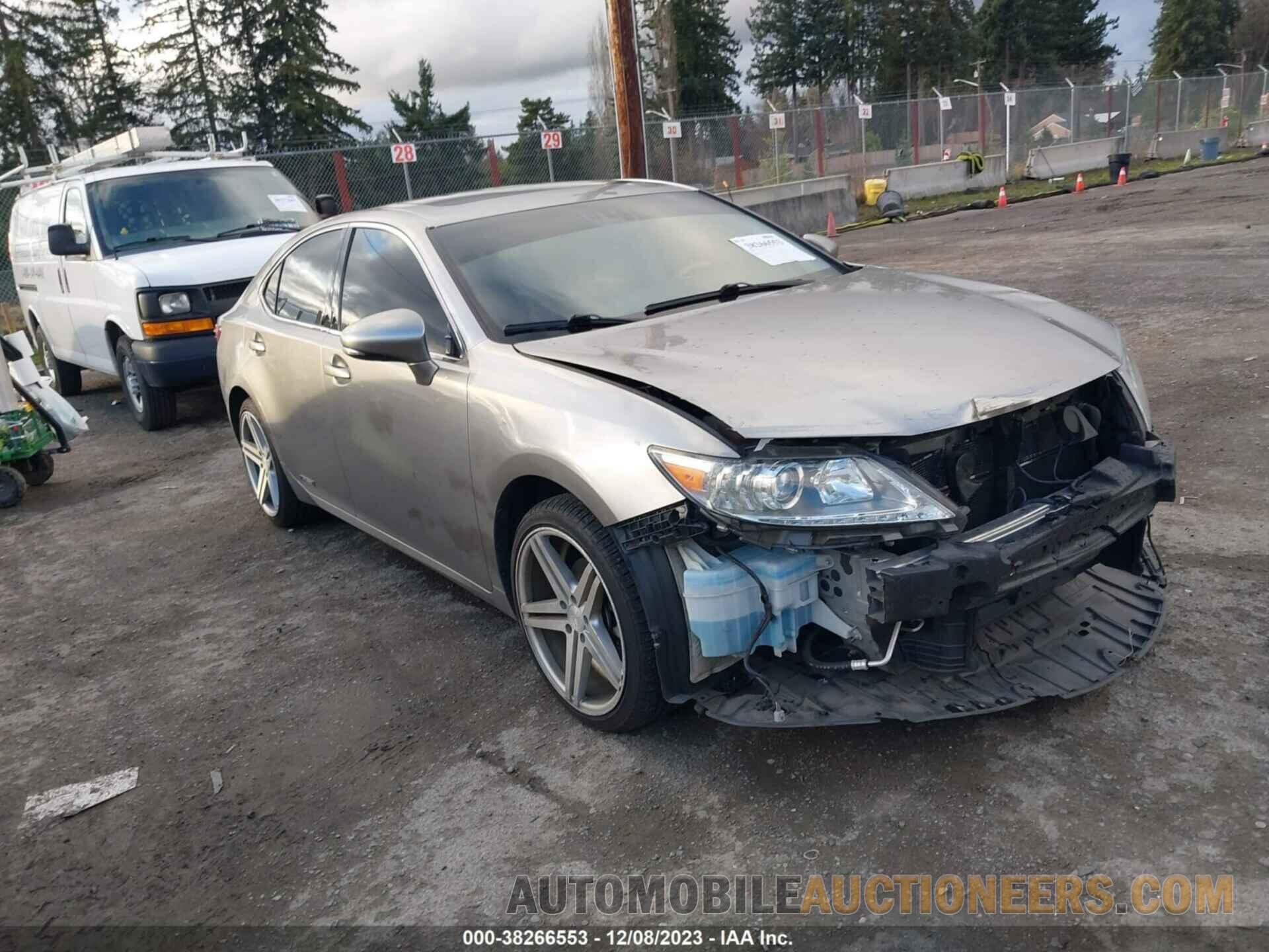 JTHBW1GG5F2083131 LEXUS ES 300H 2015