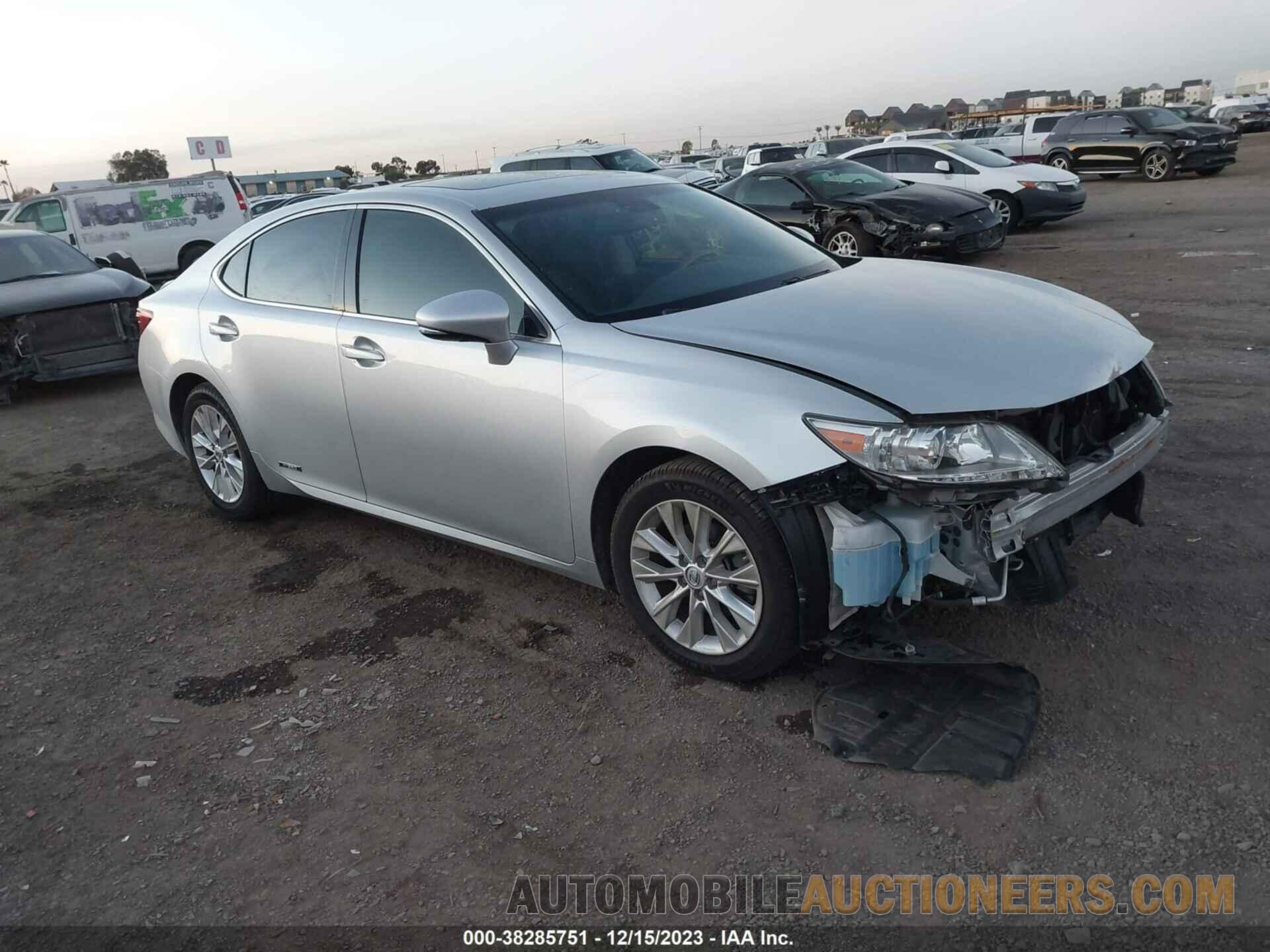 JTHBW1GG5F2094971 LEXUS ES 300H 2015