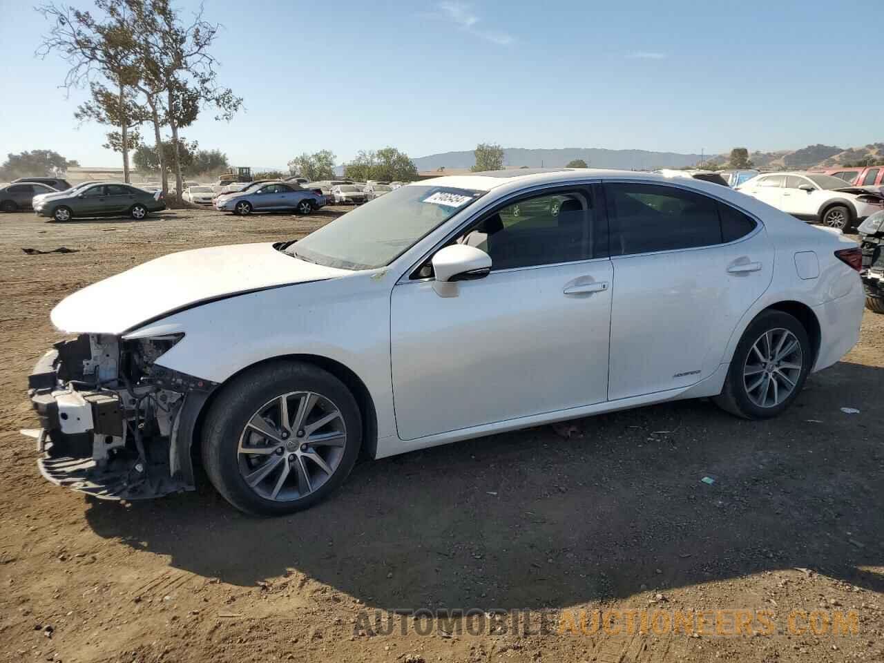 JTHBW1GG5G2107736 LEXUS ES300 2016