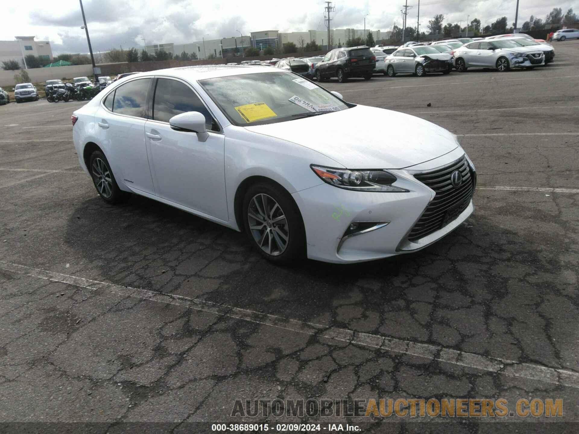 JTHBW1GG5J2190432 LEXUS ES 300H 2018