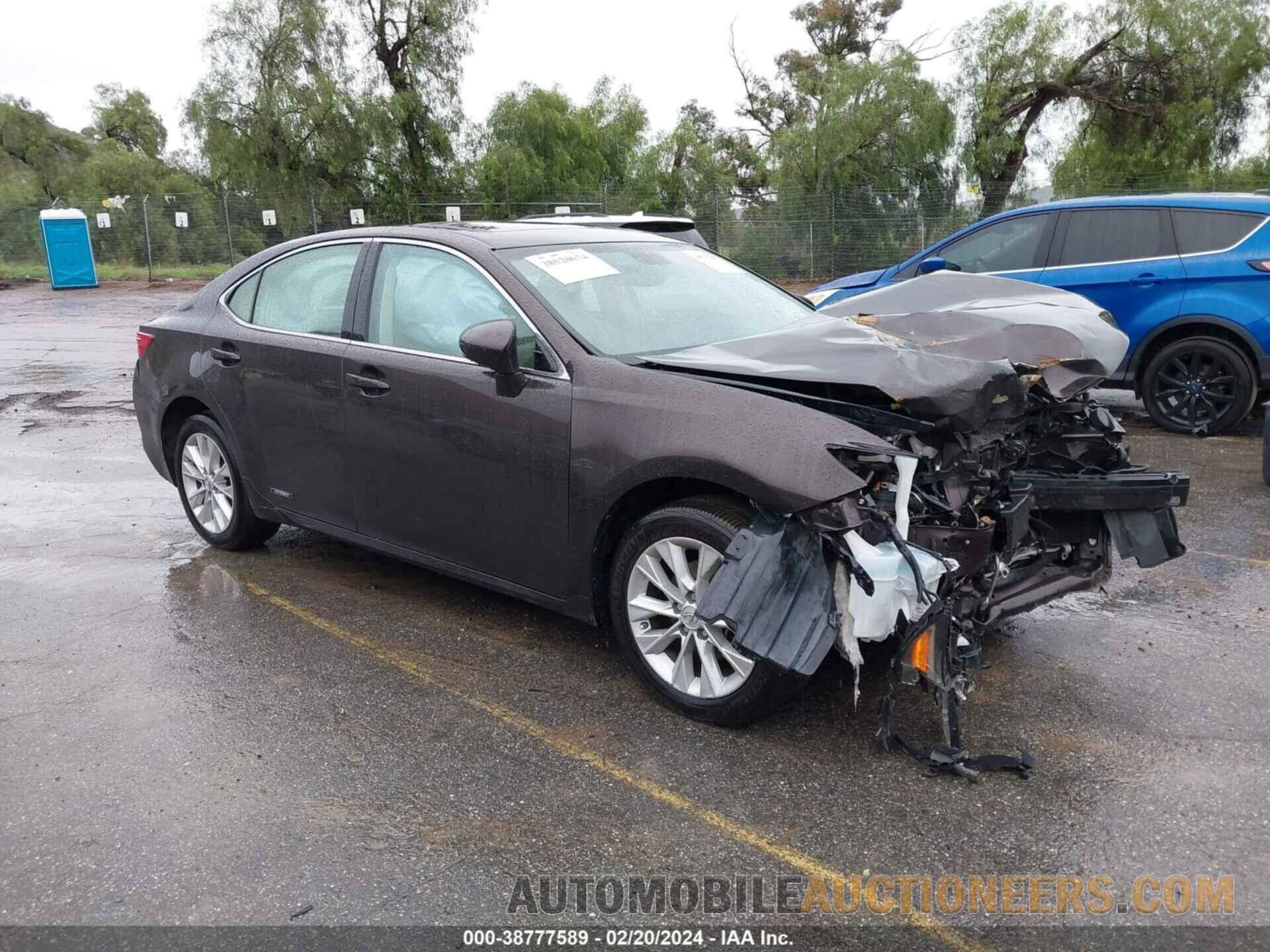 JTHBW1GG6D2012050 LEXUS ES 300H 2013