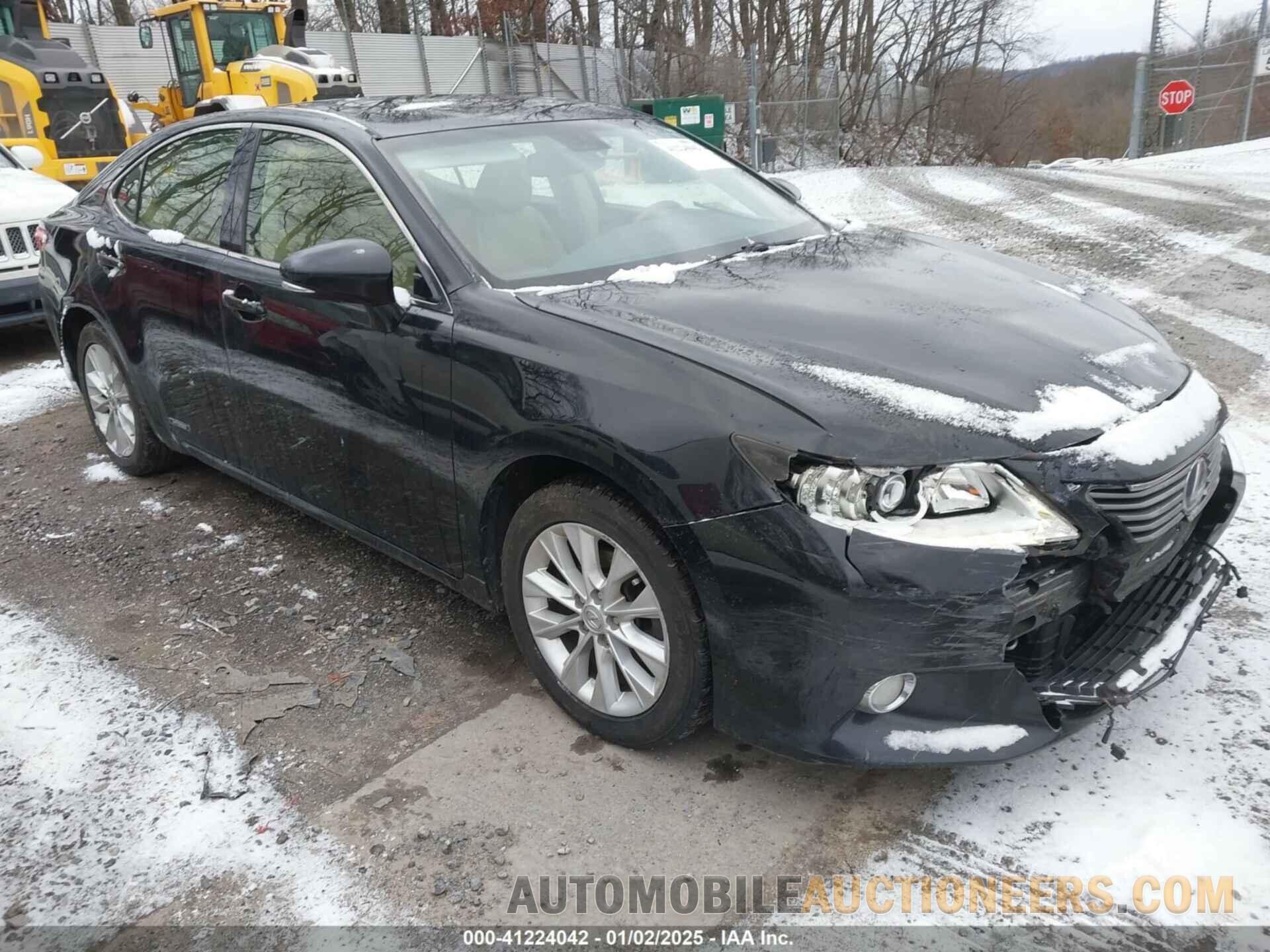 JTHBW1GG6D2022416 LEXUS ES 300H 2013