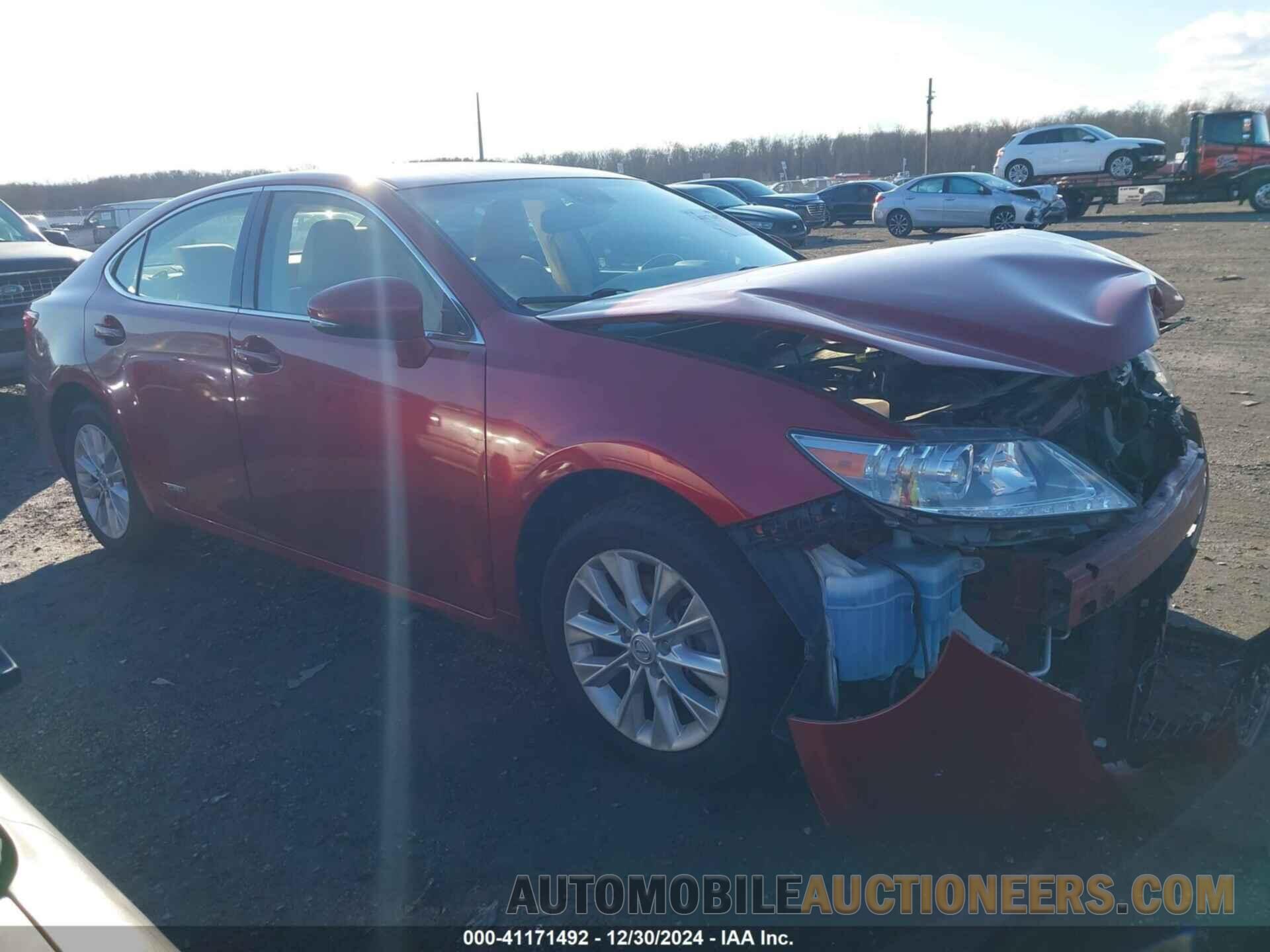 JTHBW1GG6E2075229 LEXUS ES 300H 2014