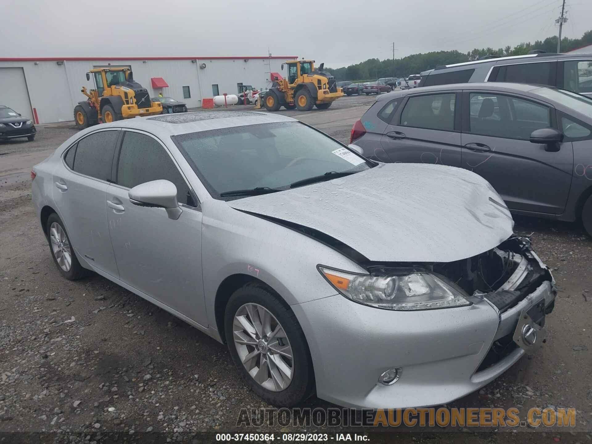 JTHBW1GG6F2082814 LEXUS ES 300H 2015