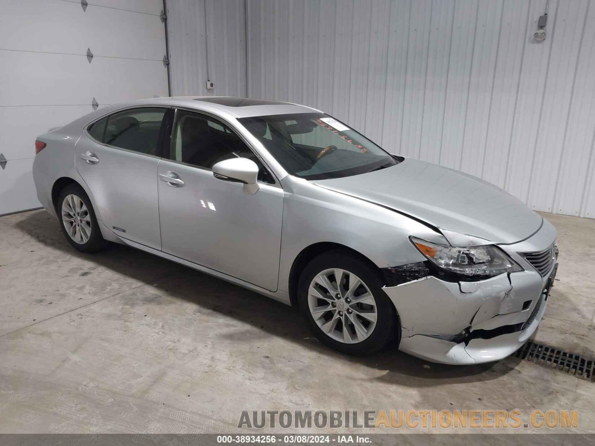 JTHBW1GG6F2098558 LEXUS ES 300H 2015