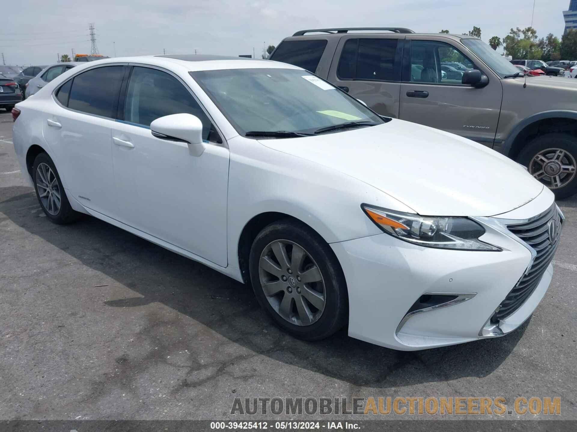 JTHBW1GG6G2111116 LEXUS ES 300H 2016