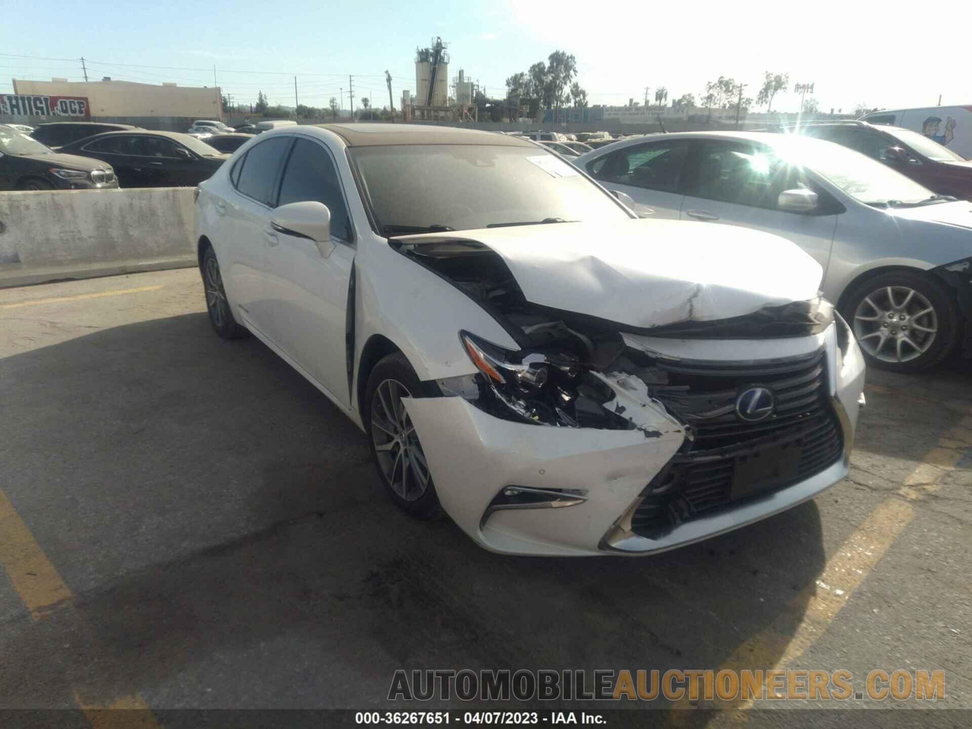 JTHBW1GG6H2143632 LEXUS ES 2017