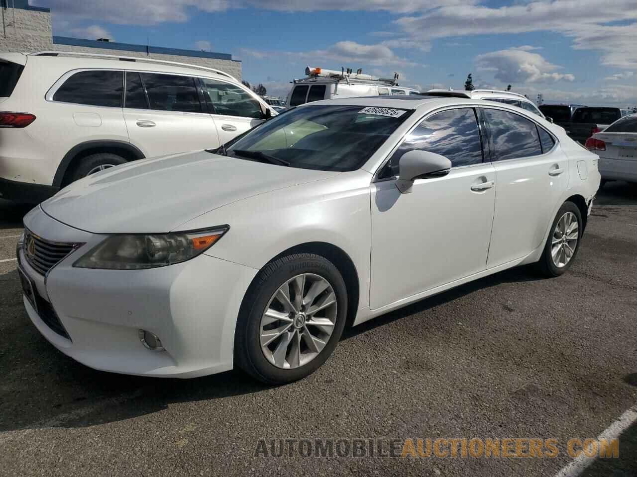 JTHBW1GG7D2007133 LEXUS ES300 2013