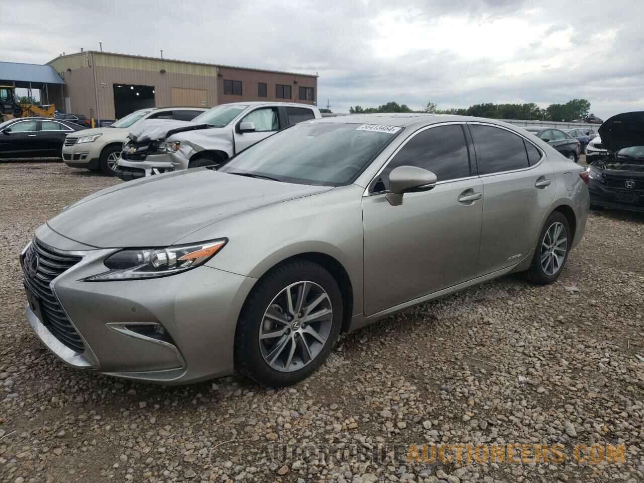 JTHBW1GG7J2170909 LEXUS ES300 2018