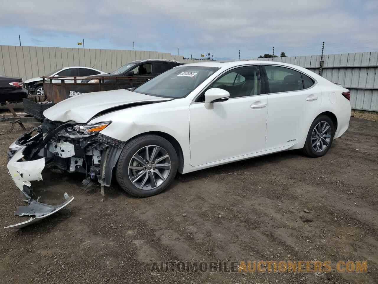 JTHBW1GG7J2188794 LEXUS ES300 2018