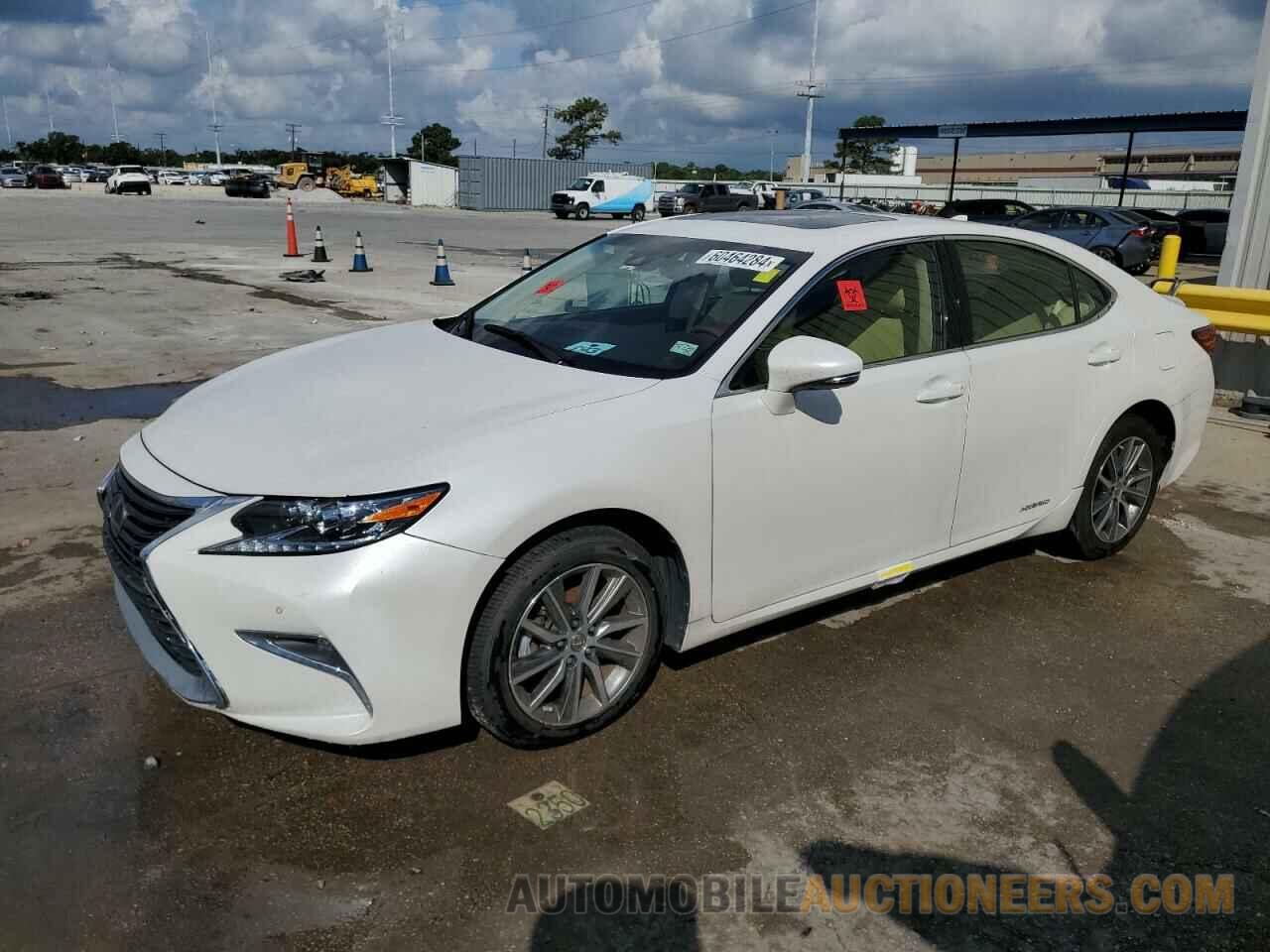 JTHBW1GG7J2188861 LEXUS ES300 2018