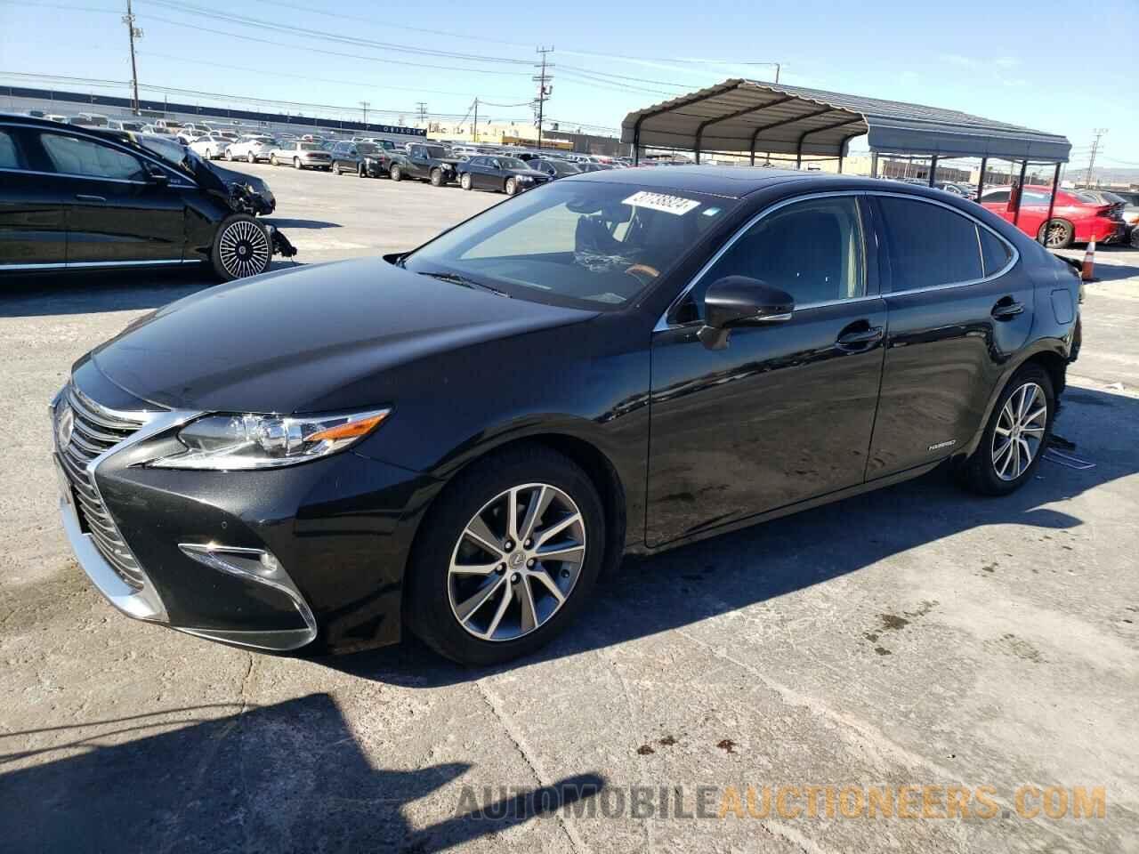 JTHBW1GG7J2193977 LEXUS ES300 2018