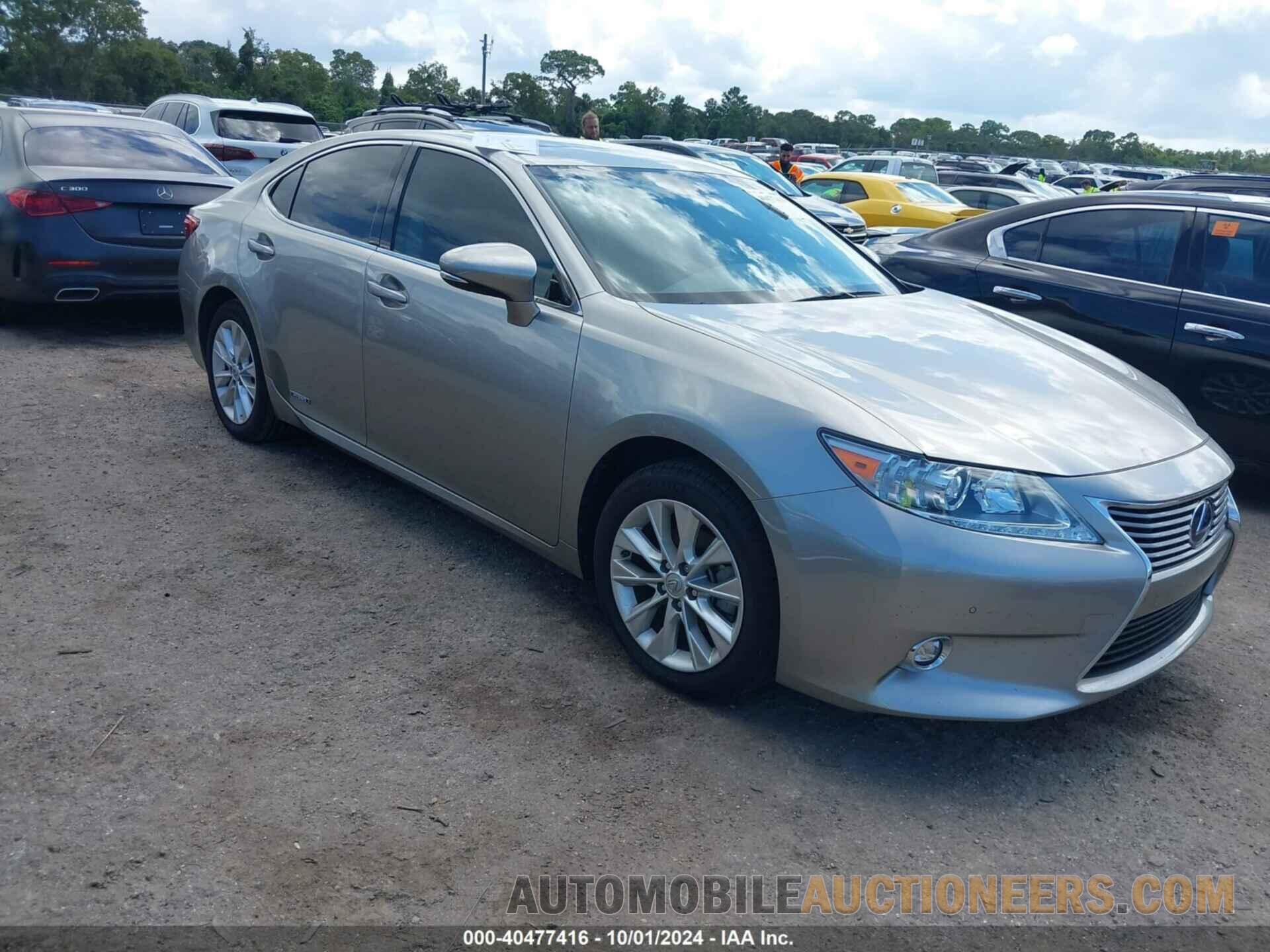 JTHBW1GG8F2081373 LEXUS ES 300H 2015