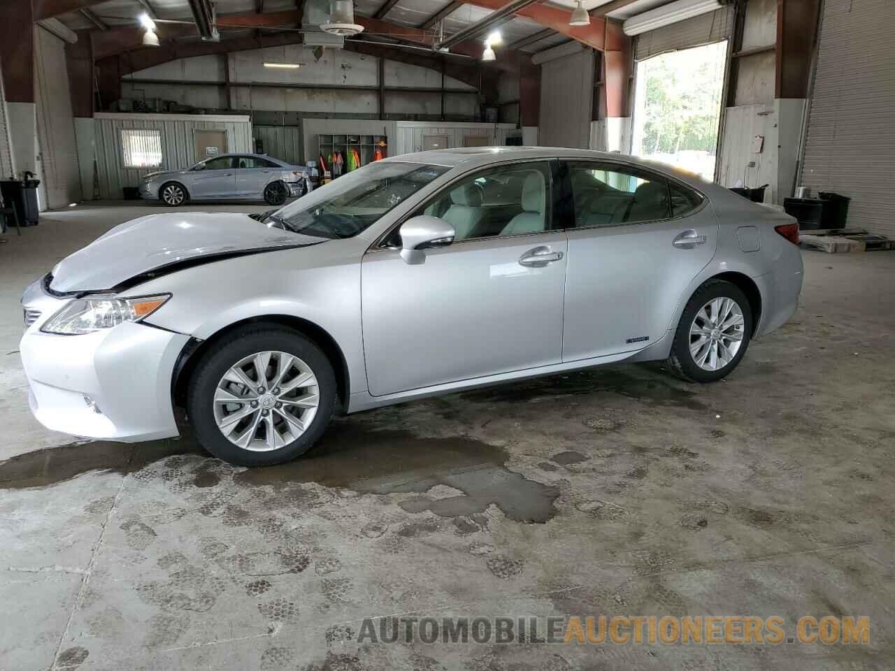 JTHBW1GG8F2081616 LEXUS ES300 2015