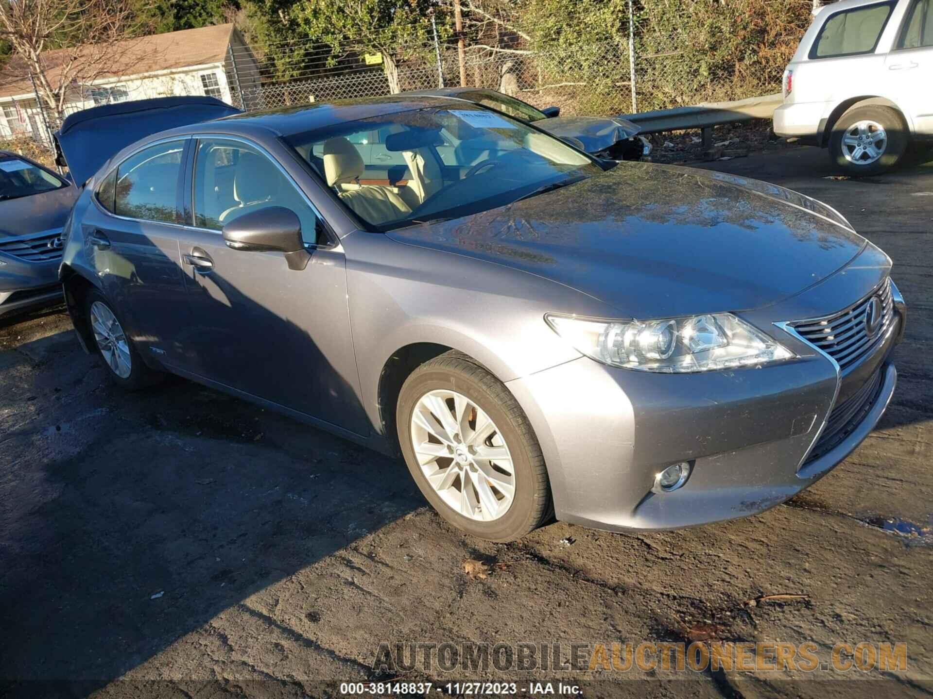 JTHBW1GG8F2084502 LEXUS ES 300H 2015