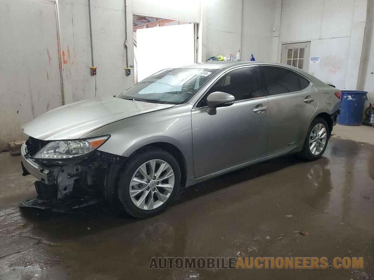 JTHBW1GG8F2090994 LEXUS ES300 2015