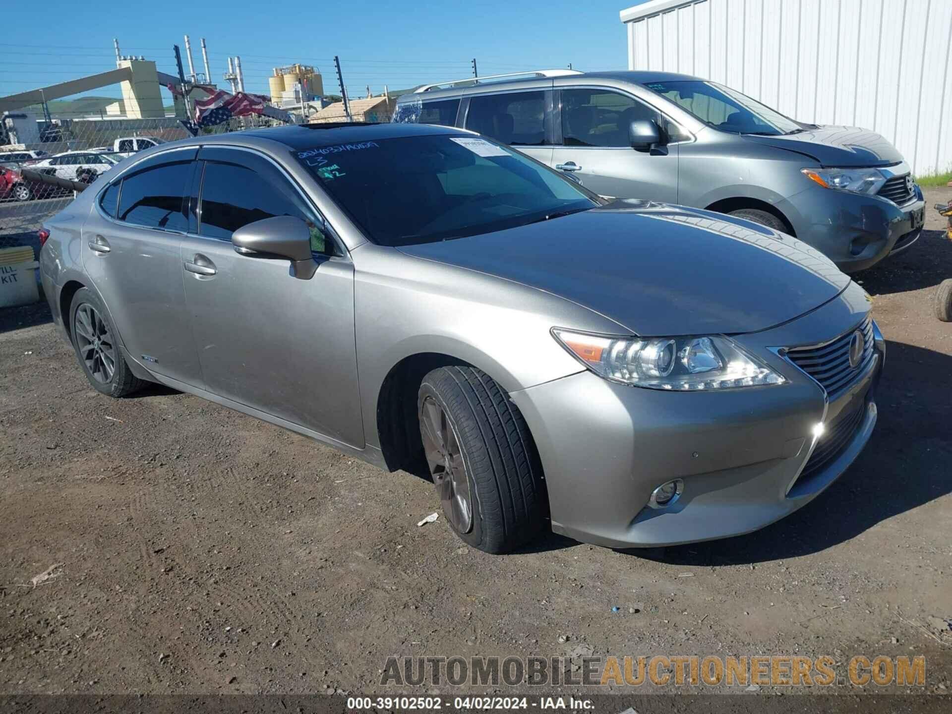 JTHBW1GG8F2094978 LEXUS ES 300H 2015