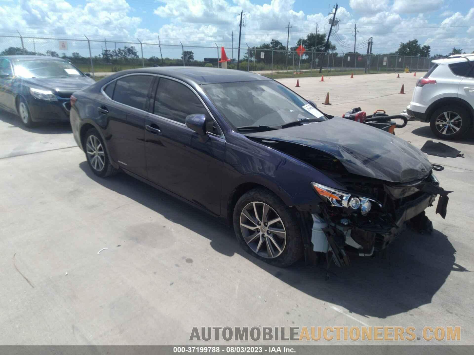 JTHBW1GG8G2101543 LEXUS ES 300H 2016