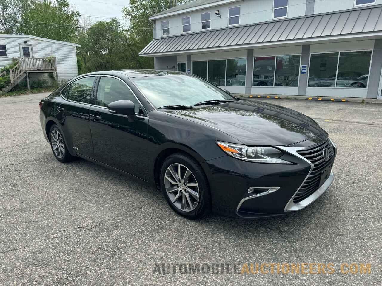 JTHBW1GG8G2113045 LEXUS ES300 2016