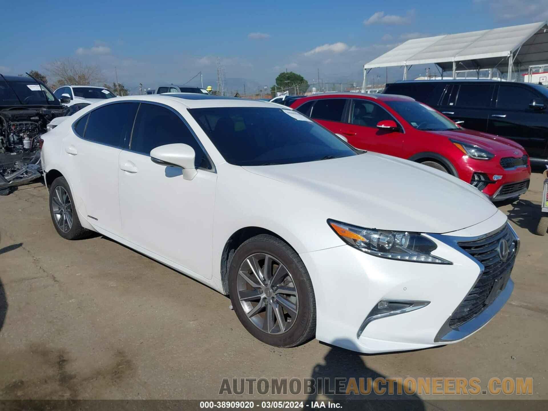 JTHBW1GG8G2114440 LEXUS ES 300H 2016