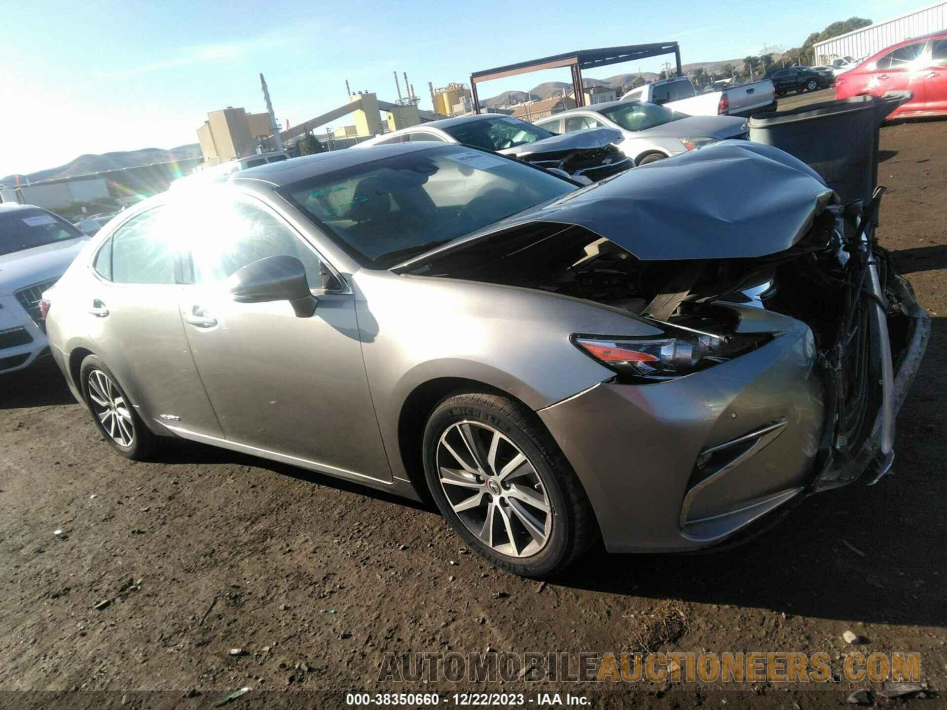 JTHBW1GG8G2122067 LEXUS ES 300H 2016