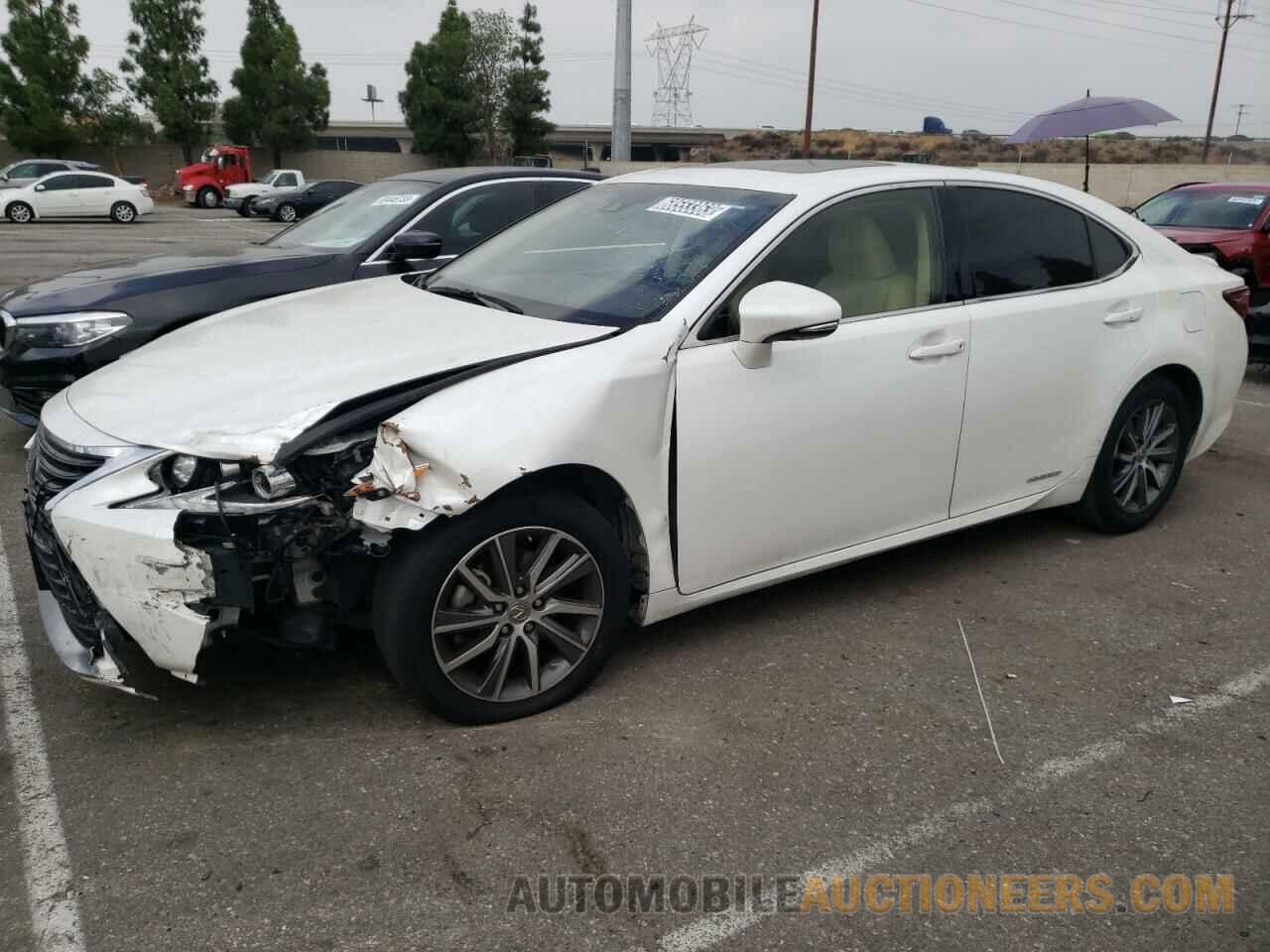 JTHBW1GG8G2127933 LEXUS ES300 2016