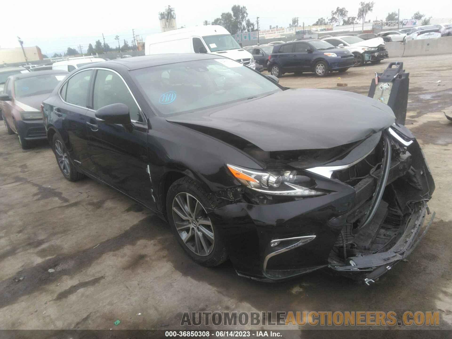 JTHBW1GG8G2131402 LEXUS ES 300H 2016