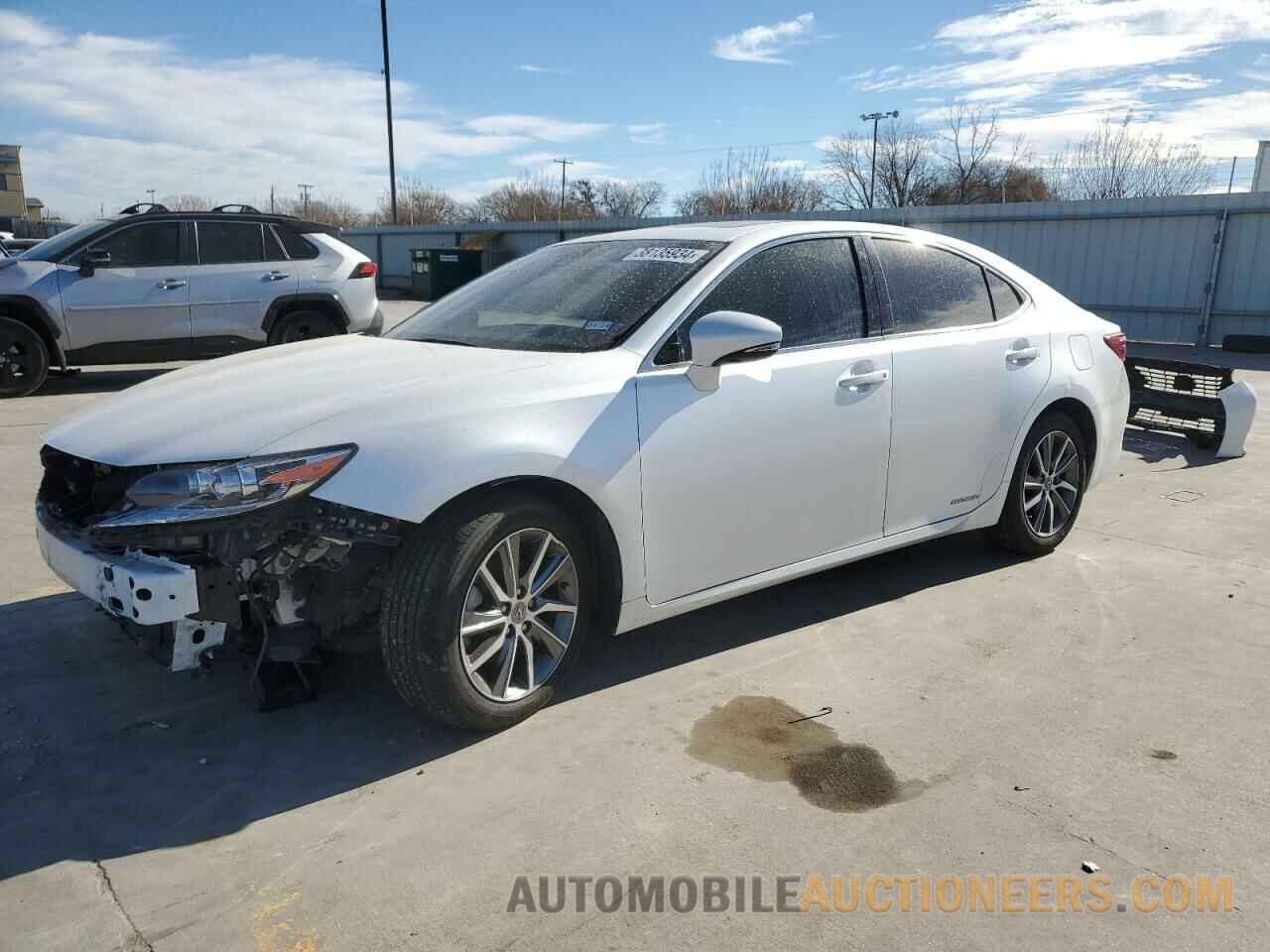 JTHBW1GG8H2134270 LEXUS ES300 2017