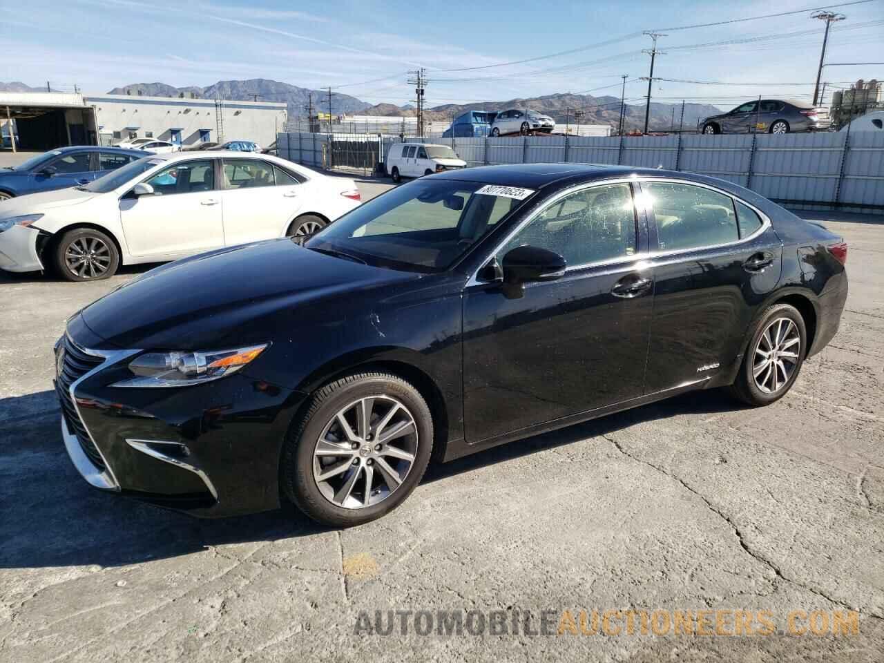 JTHBW1GG8H2137556 LEXUS ES300 2017