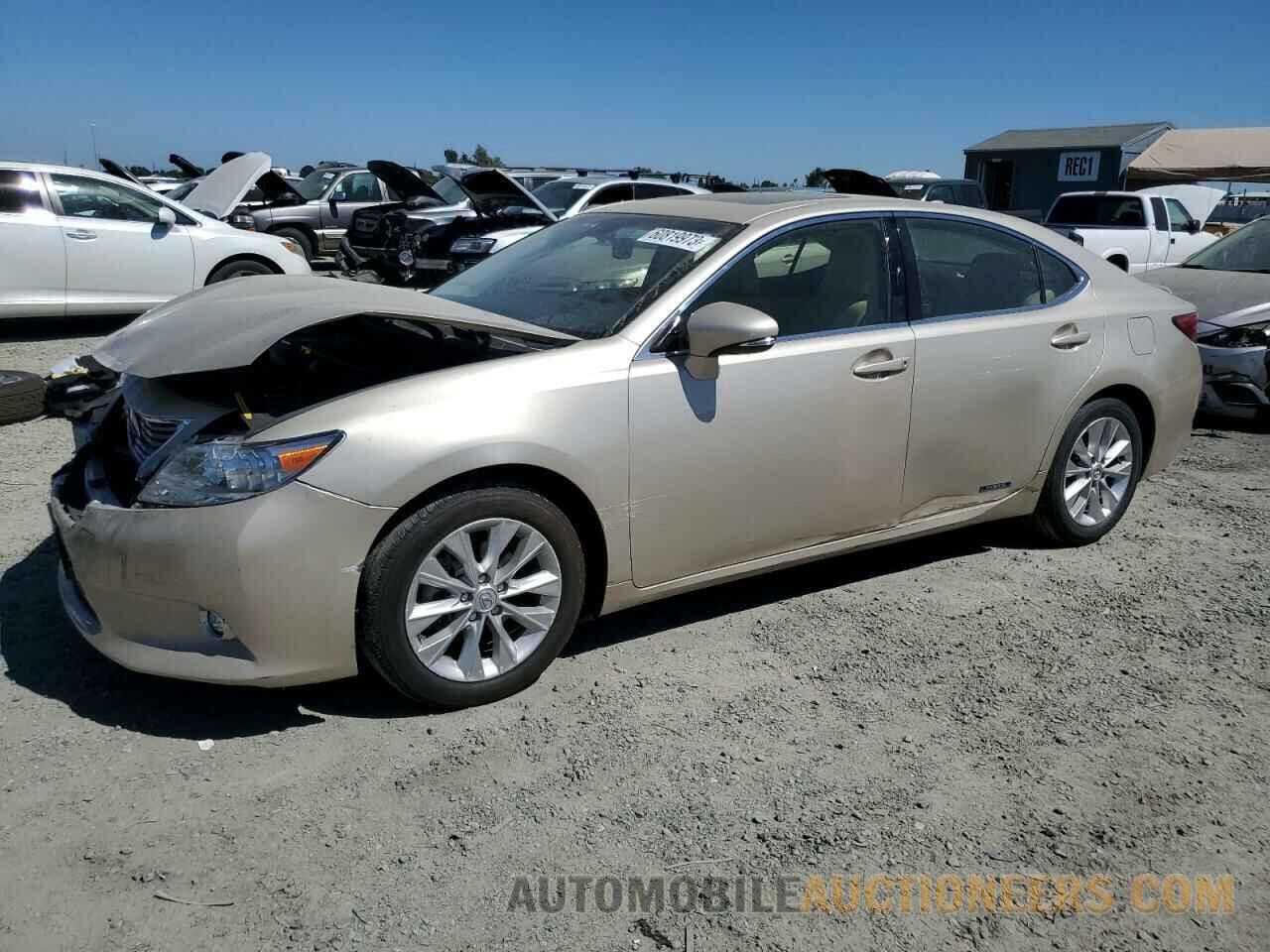 JTHBW1GG9F2086985 LEXUS ES300 2015