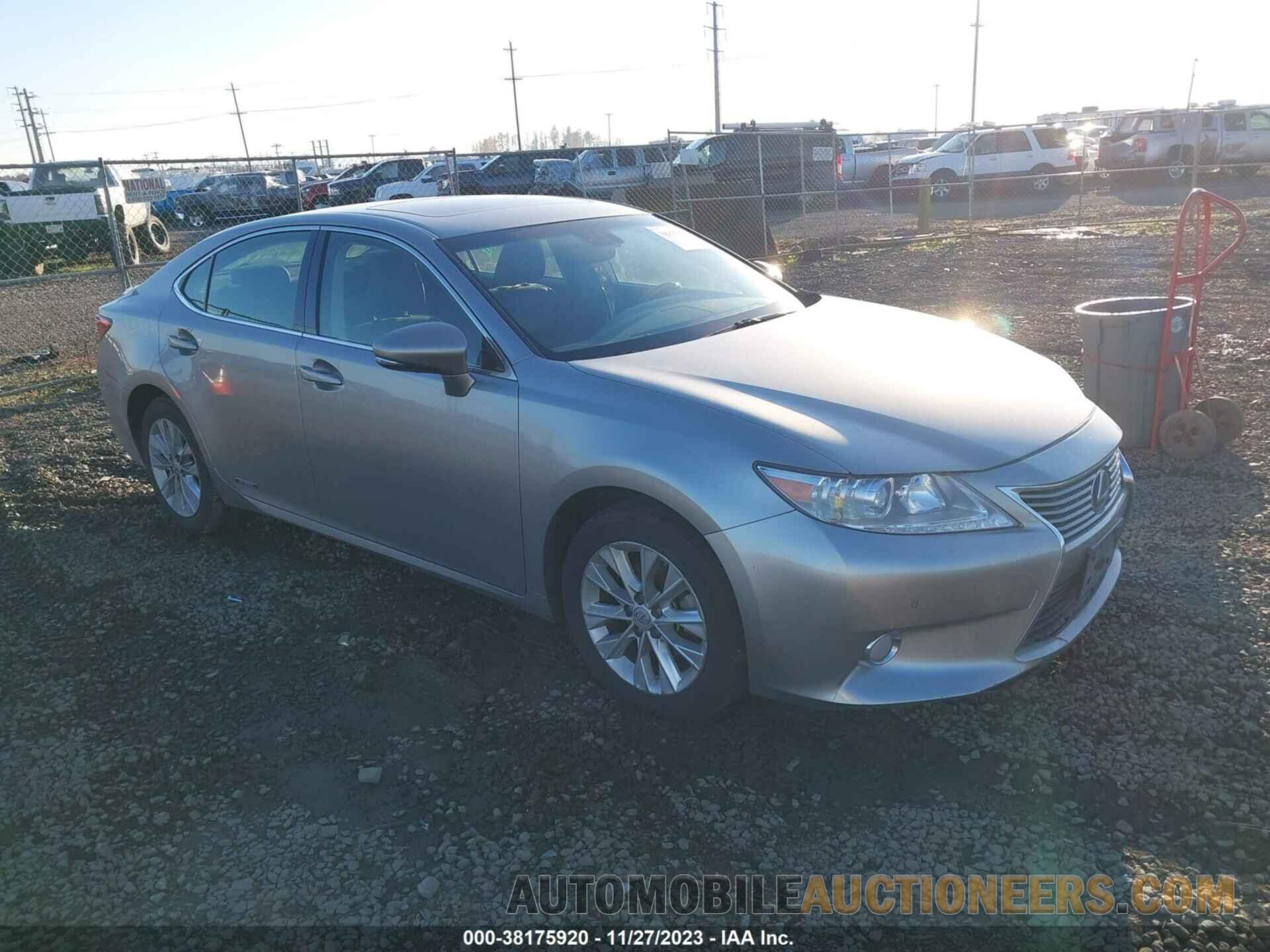 JTHBW1GG9F2089921 LEXUS ES 300H 2015