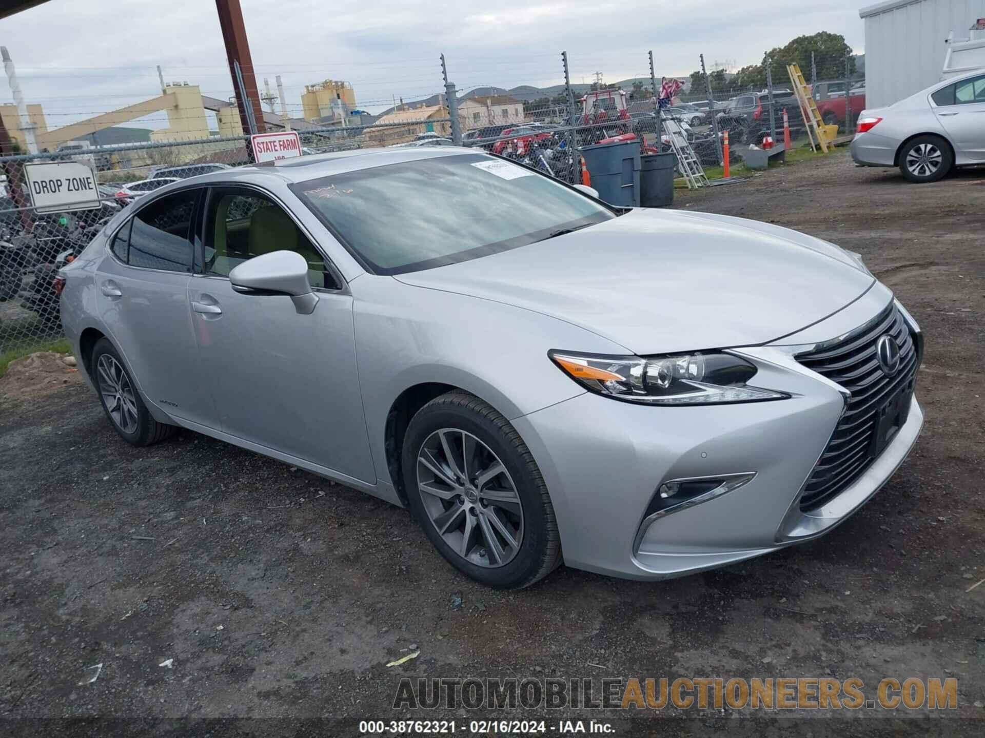 JTHBW1GG9G2112292 LEXUS ES 300H 2016