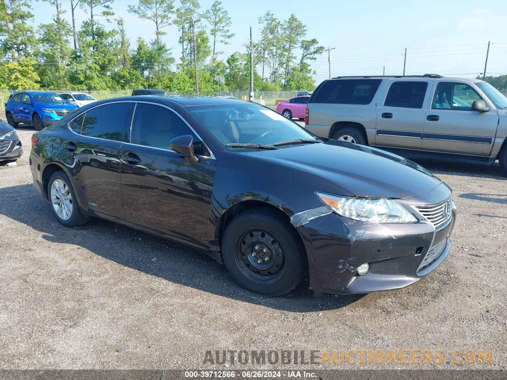 JTHBW1GGXF2094013 LEXUS ES 300H 2015