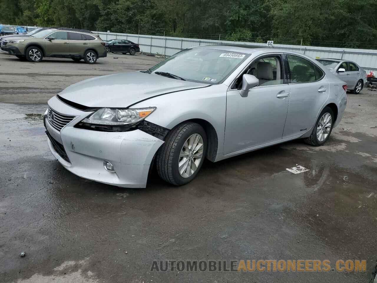 JTHBW1GGXF2094982 LEXUS ES300 2015