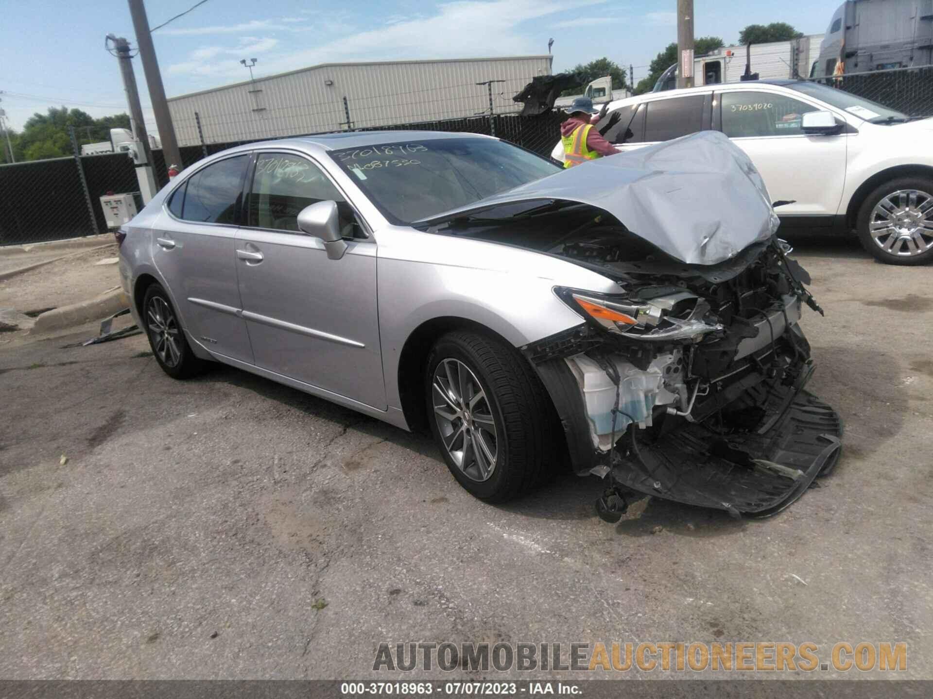 JTHBW1GGXG2118070 LEXUS ES 300H 2016