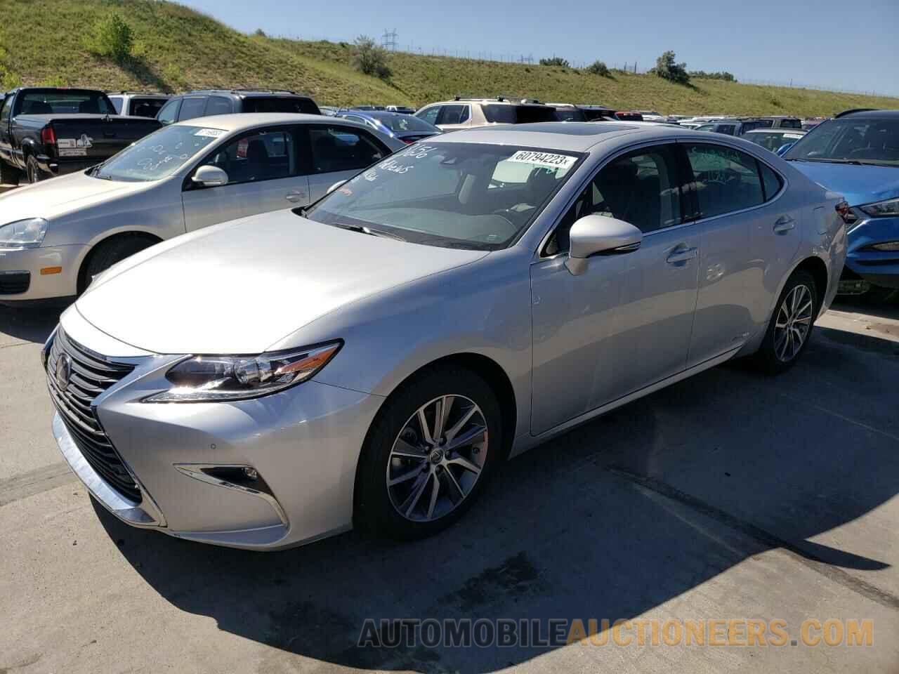 JTHBW1GGXH2143147 LEXUS ES300 2017