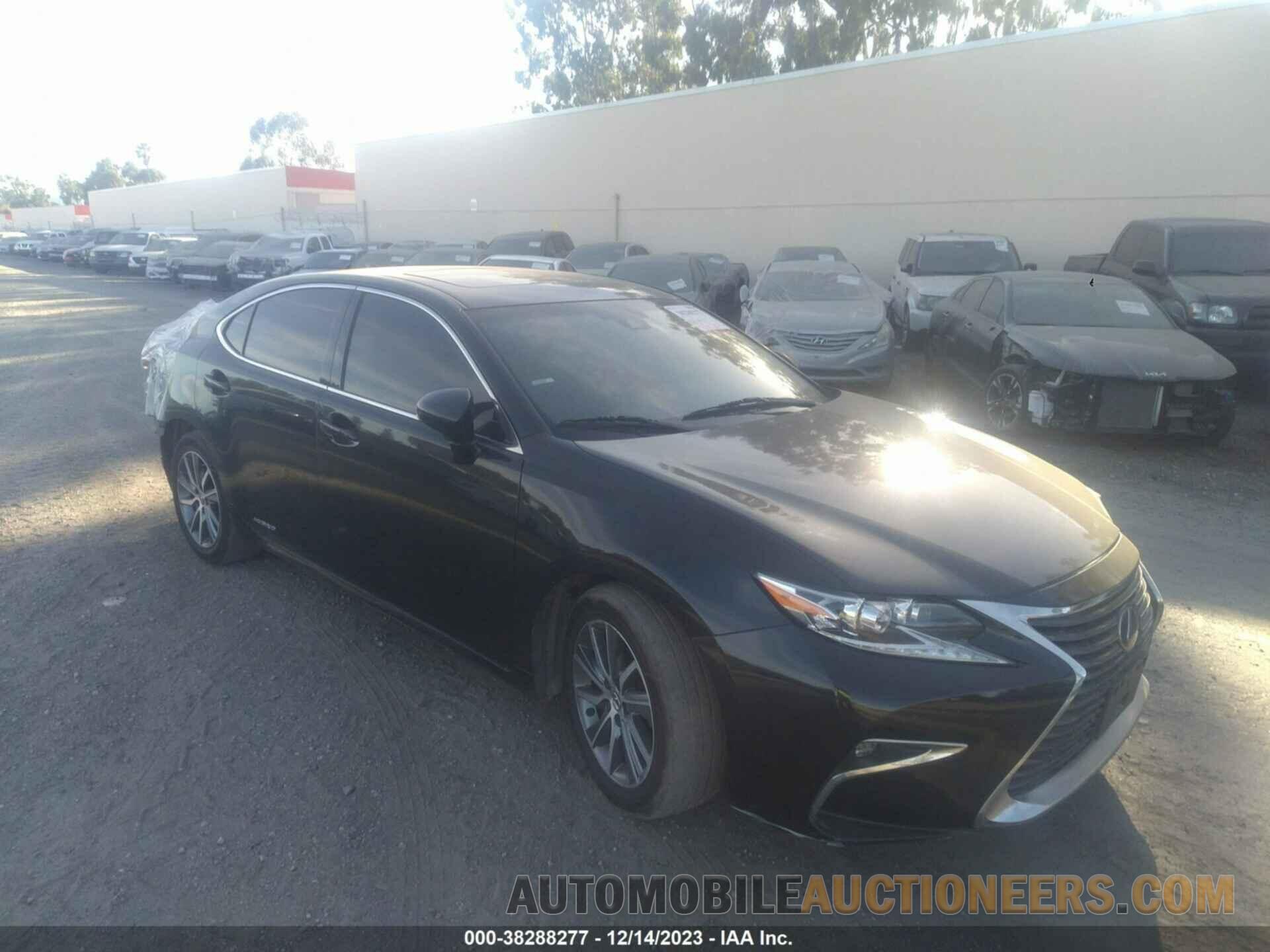 JTHBW1GGXJ2193844 LEXUS ES 300H 2018